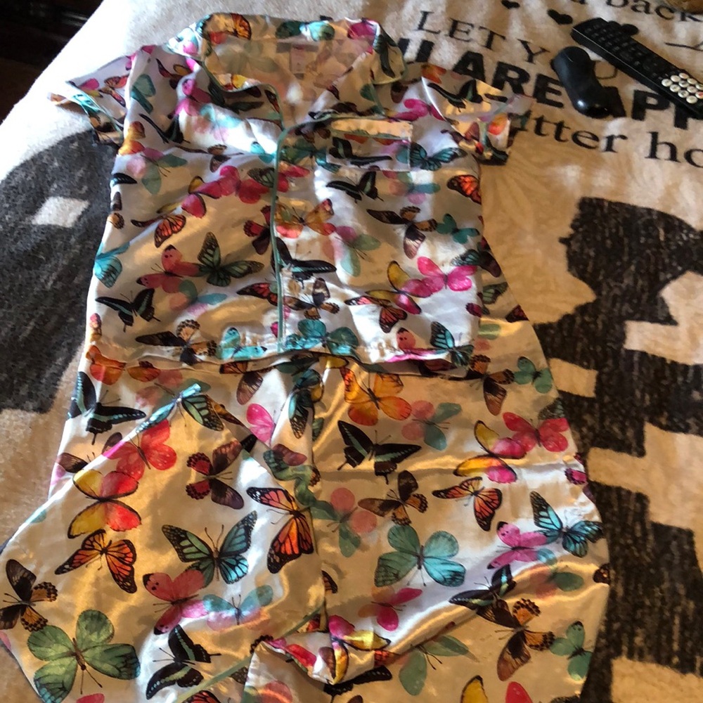 Cozy Blue and Pink Pajama Sets for Relaxing Evenings